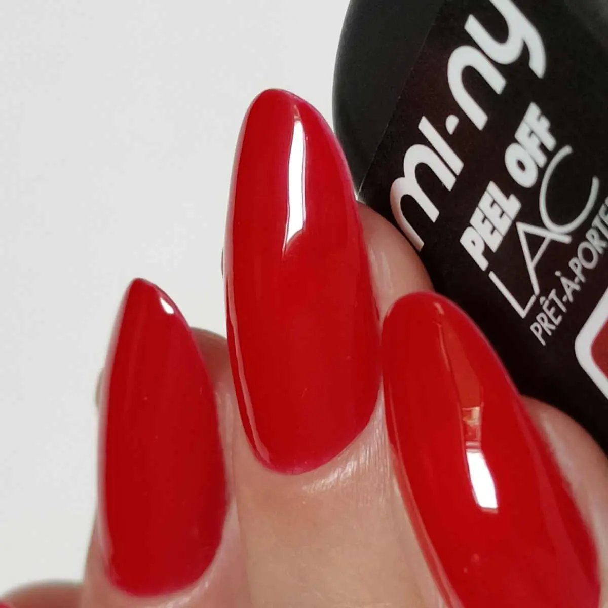LIPSTICK RED MI-NY Srl