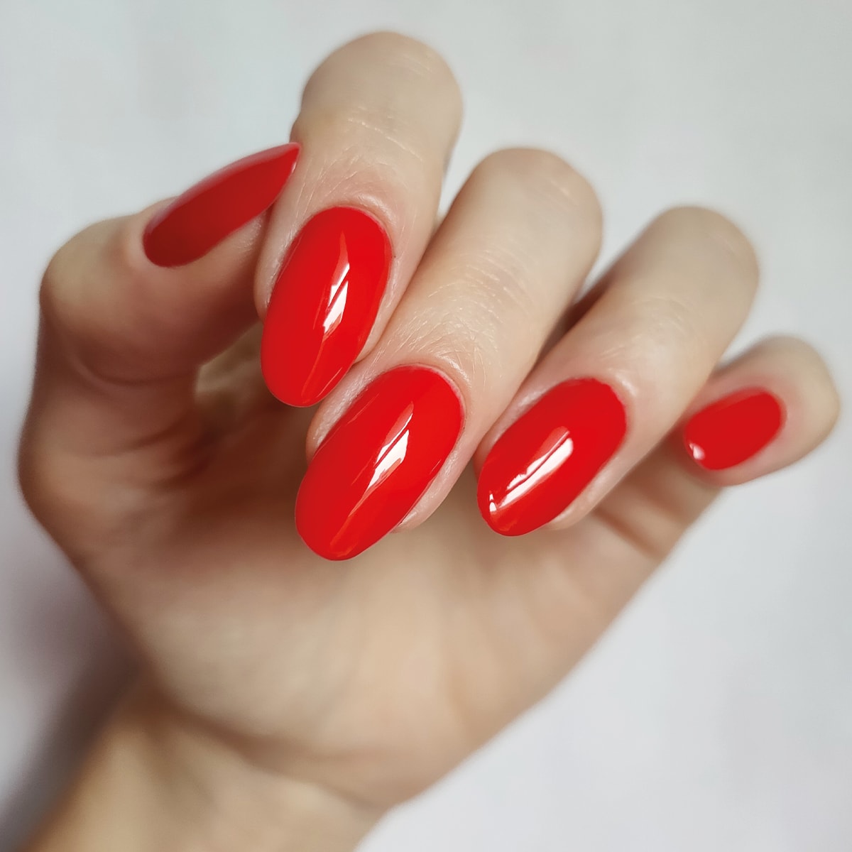 Semi-permanent nail polish kit