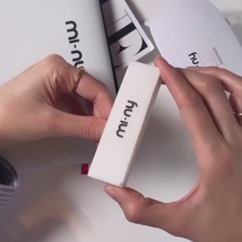 Tutorial applicazione smalto Peel Off Lac MI-NY - manicure in 5 minuti
