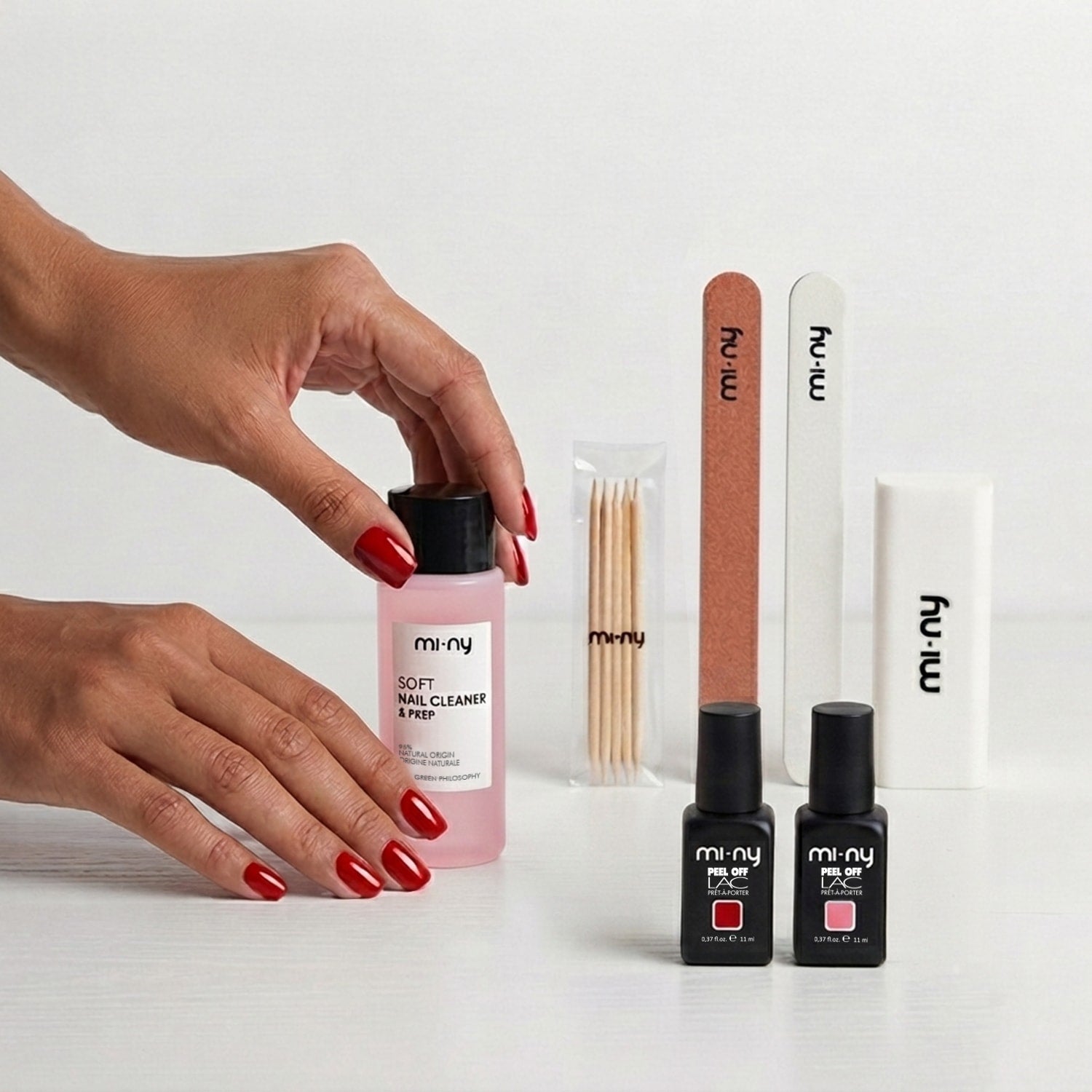 Kit starter smalto semipermanente peel-off mi-ny con 2 colori, comprende Soft Nail Cleaner & Prep, buffer, bastoncini in legno e due lime.